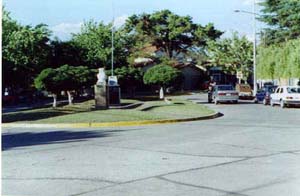 Plazoleta Mariano Moreno: Lambar� y Gaona